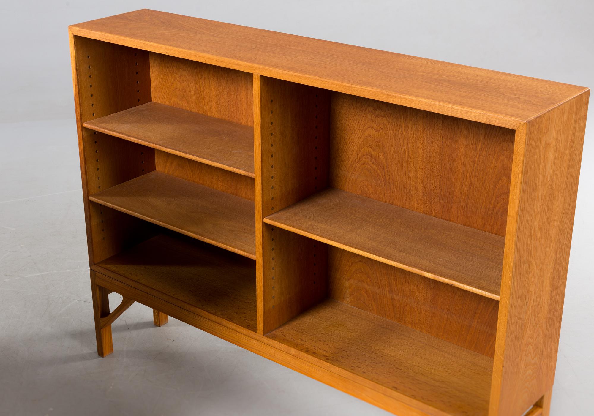 A PAIR OF BOOKSHELVES BY BØRGE MOGENSEN, C.M Madsen, FDB Furnitur.