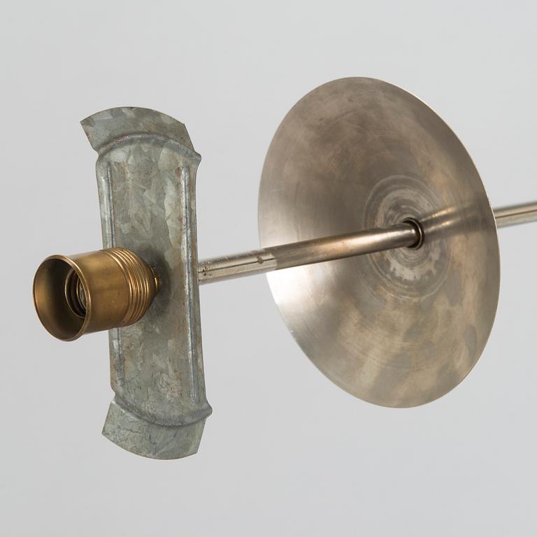 Gunnel Nyman, kattovalaisin, malli 81003, Idman 1940-luku.