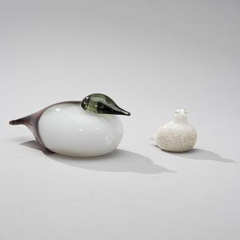 FIGURINER, 2 st, glas, signerade O. Toikka Nuutajärvi.