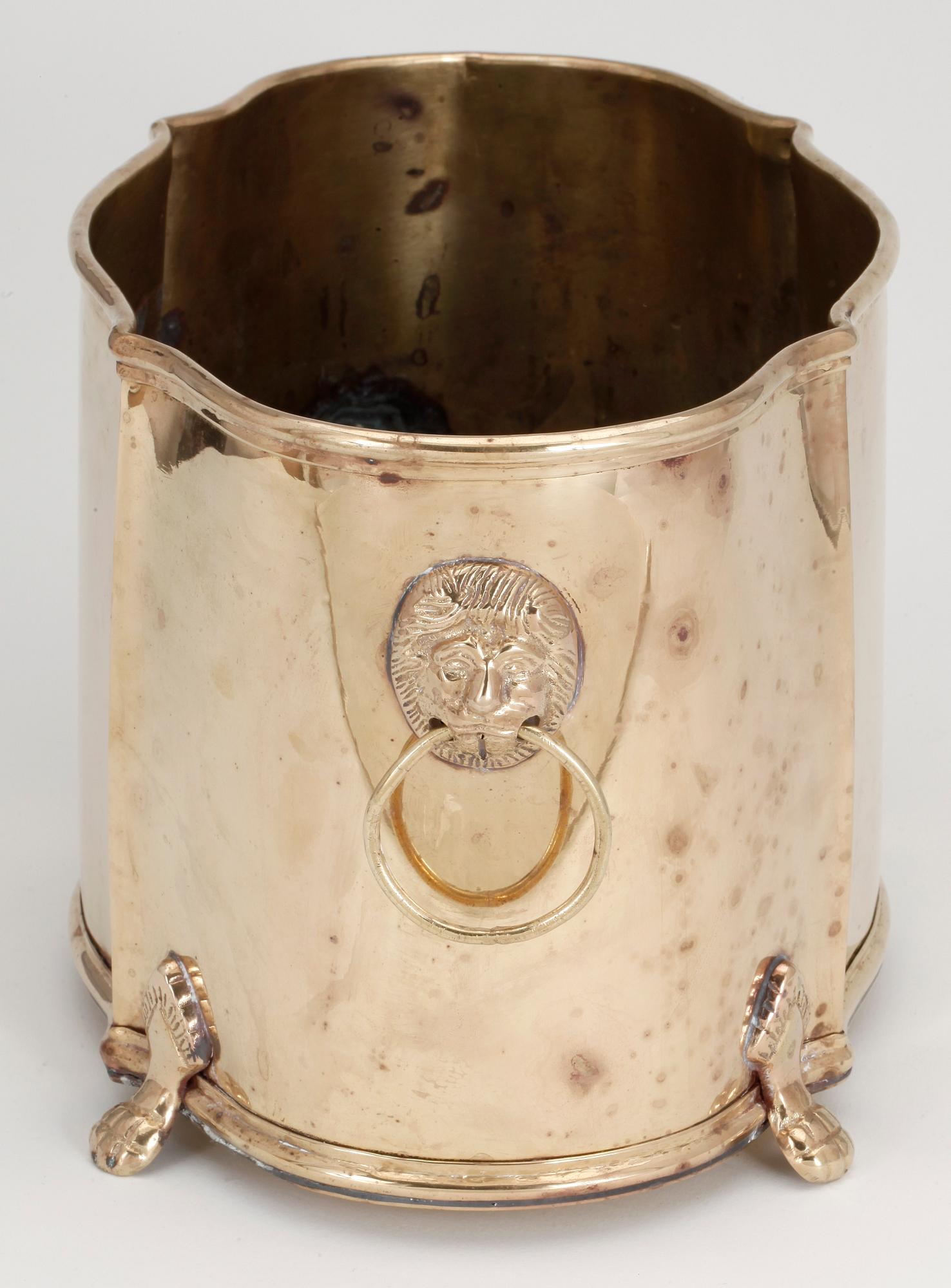 VINKYLARE, mässing, troligen Frankrike, 1900-tal.