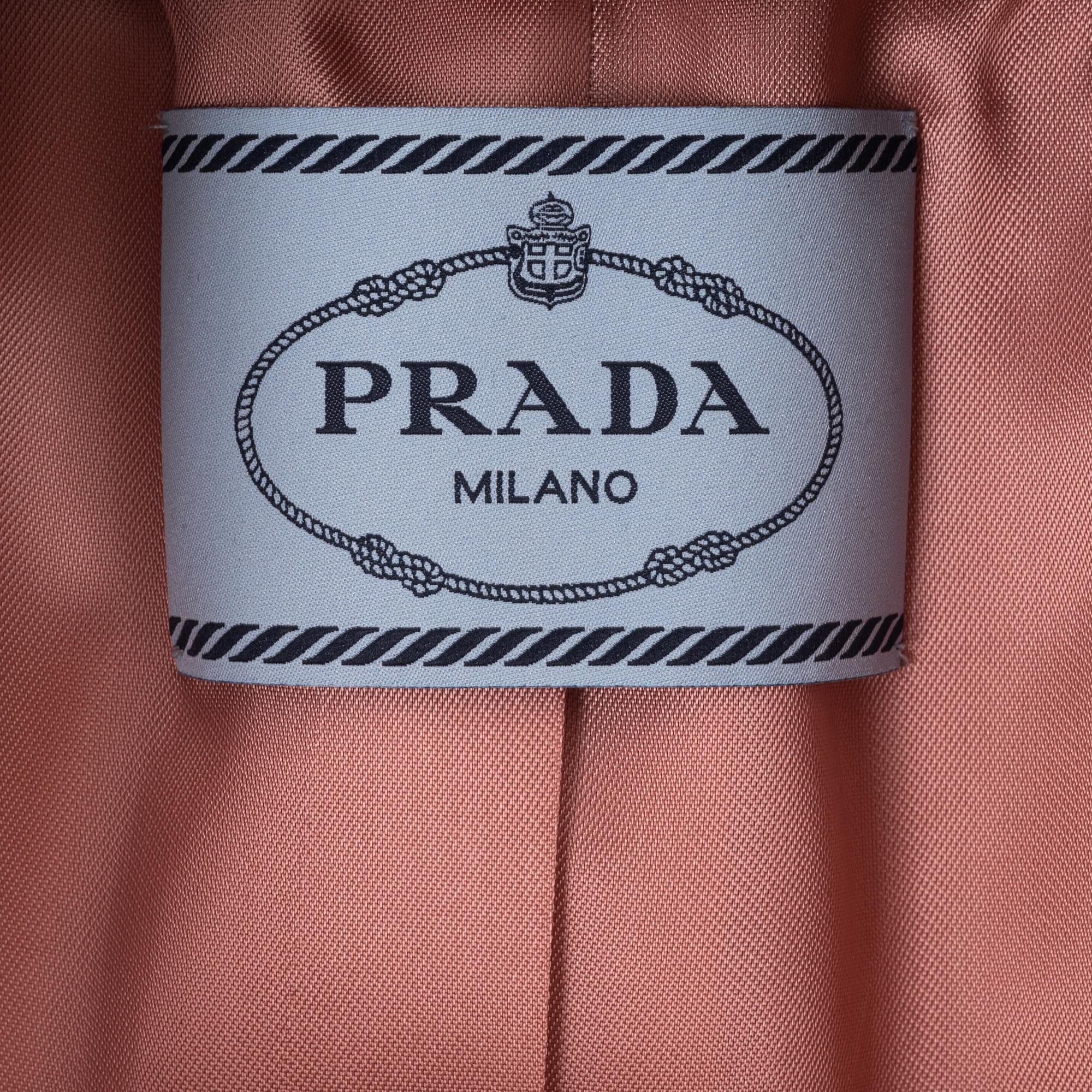 Prada, a jacket and pants in virgin wool, size 36. - Bukowskis Prada, a jacket and pants in virgin wool, size 36. - Bukowskis