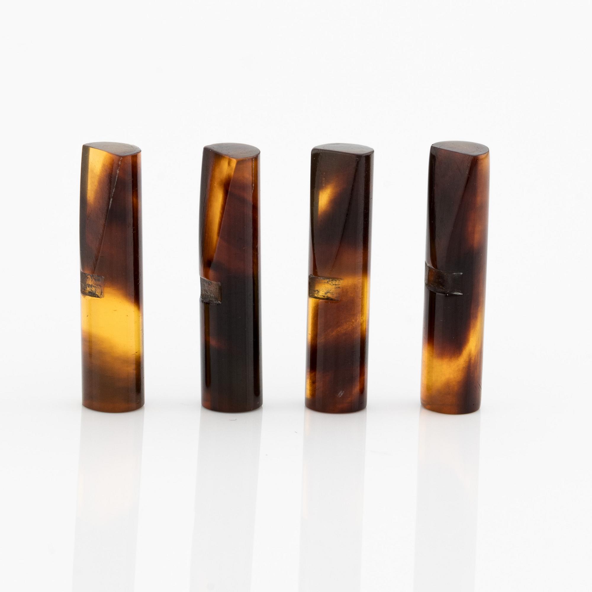 Van Cleef & Arpels, cufflinks with interchangeable parts in 18K gold and stone.