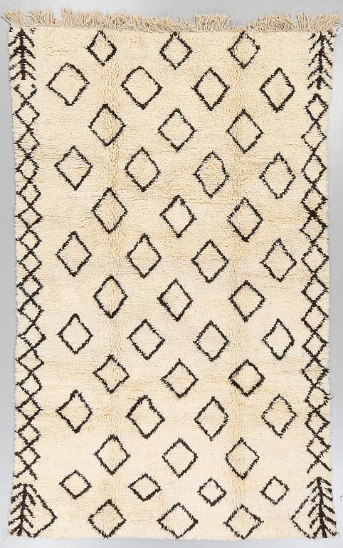 MATTA, Beni Ourain, 1900-talets andra hälft, 320x190 cm.