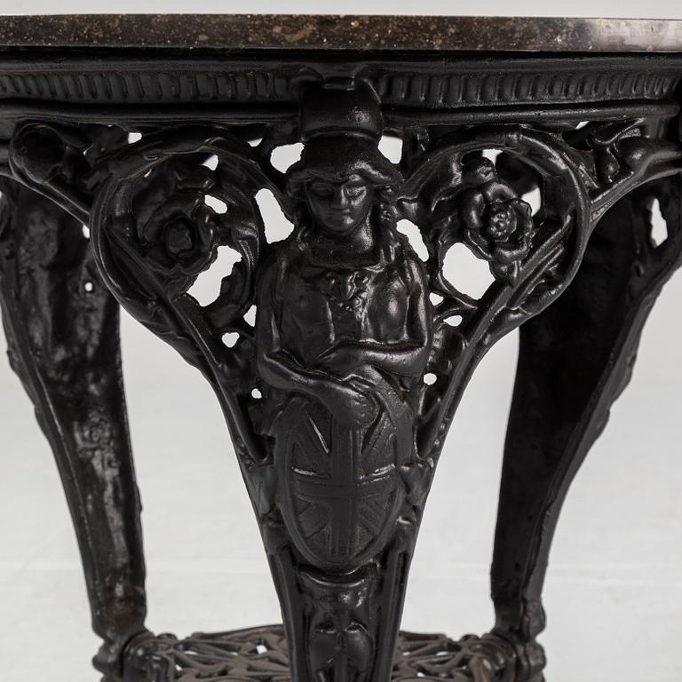 CAFÉBORD / TRÄDGÅDSBORD, 1900-tal.