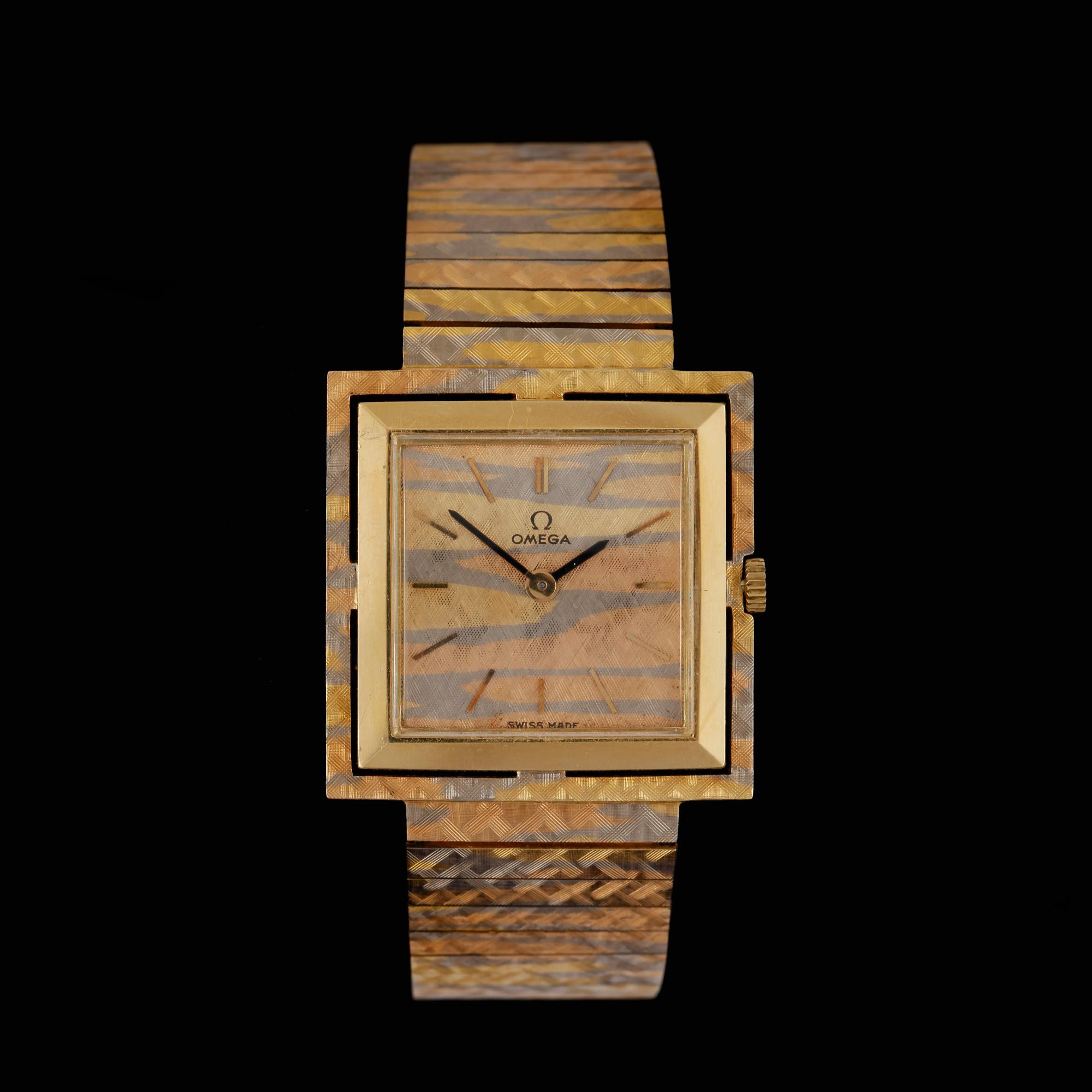 ARMBANDSUR, herr, 18k trefärgat guld, Omega,  Vikt 63,5g.