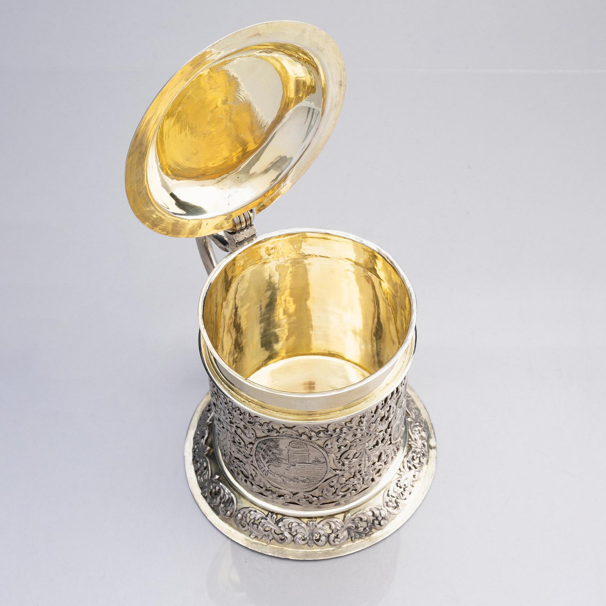 An Augsburg parcel-gilt silver tankard, mark of Daniel Schwestermüller, Augsburg 1685-87.