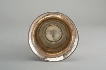 PIKARI, hopeaa Anders Pihra Turku 1819. Korkeus 13,5 cm, paino 102 g.