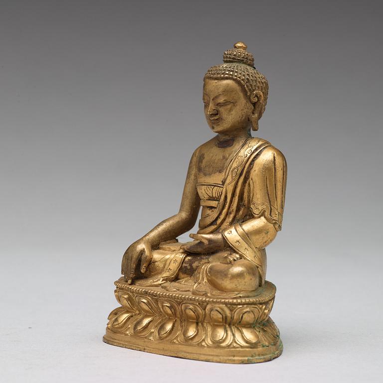 Two copper alloy figures of buddha, Sino-Tibetan, circa 1900.