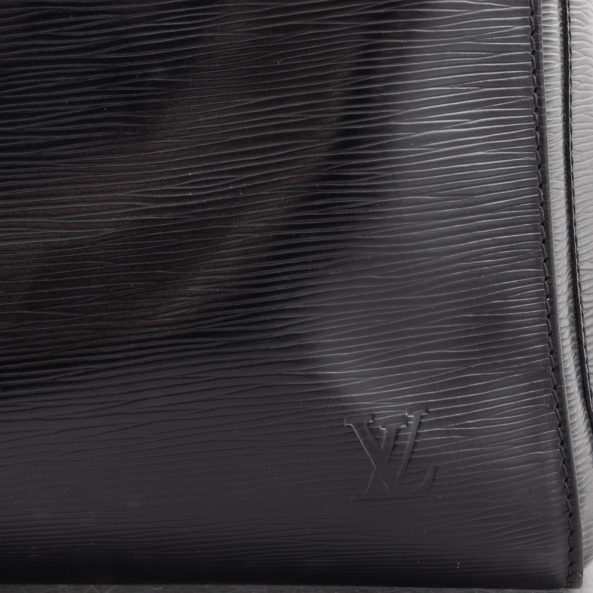 Louis Vuitton, weekend bag, "Keepall epi 60", 1989.