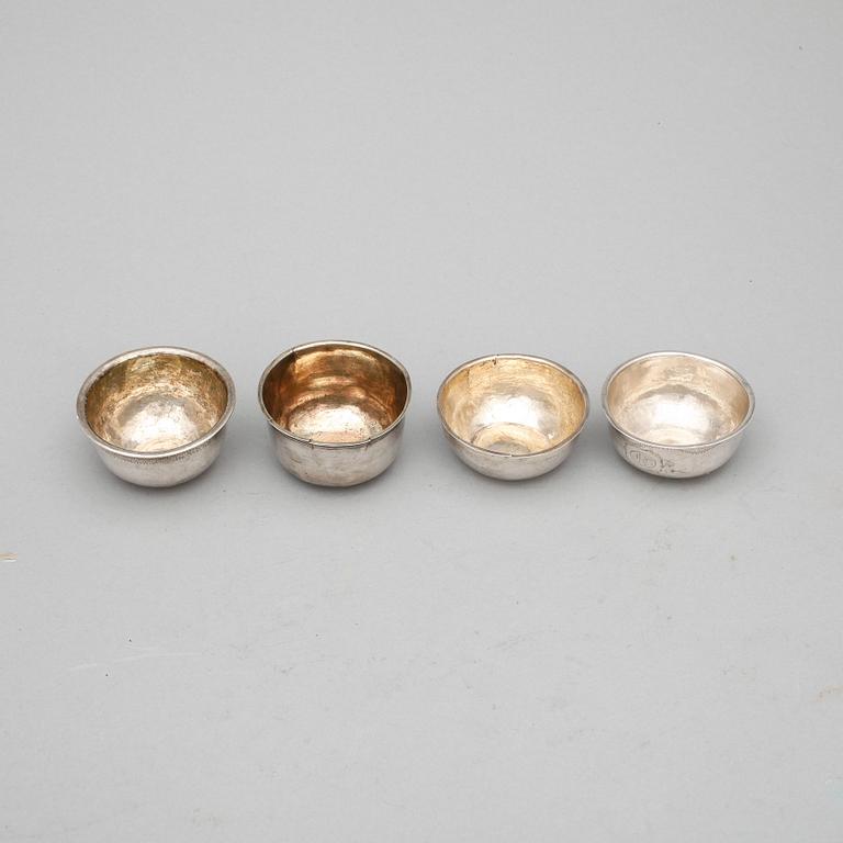 TUMLARE, 4 st, Sverige, 1700-talets slut/1800-talets första hälft. Vikt ca 53 g.