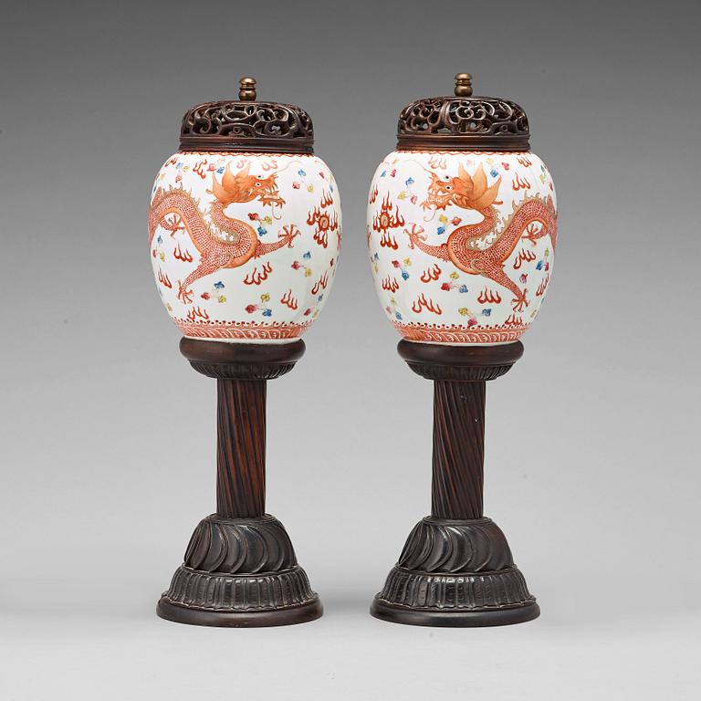 A pair of Chinese lanterns, early 20th Century.