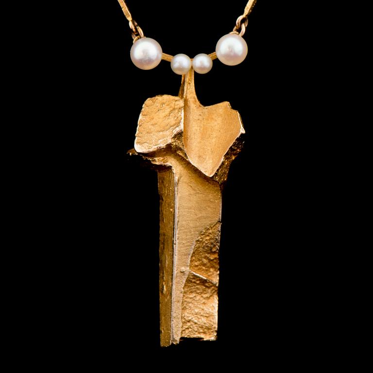 Björn Weckström, NECKLACE, "Pilvet", cultured pearls, 14K gold. Lapponia 1967.