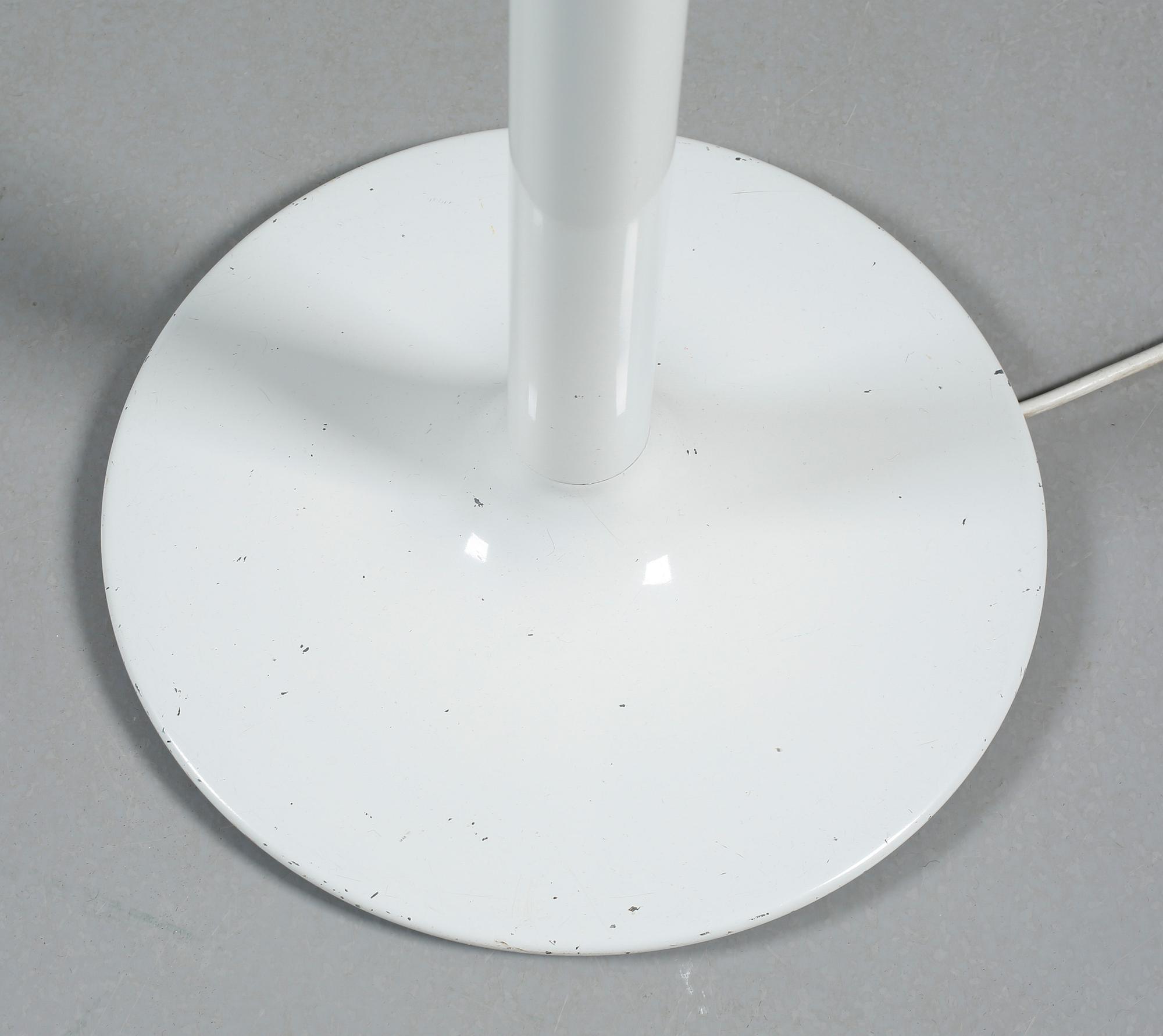 A floor lamp by Anders Pehrson for Ateljé Lyktan in Phus, second half of the 20th century.