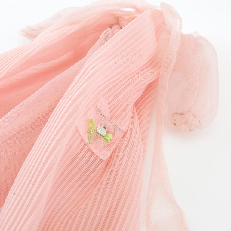 Barbiekläder 4 set. vintage bl a "Dinner at Eight" Mattel 1963-64. "Nighty Negligée" Mattel 1959-64.