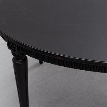 A painted Gustavian style dining table, second half of the 20th Century.