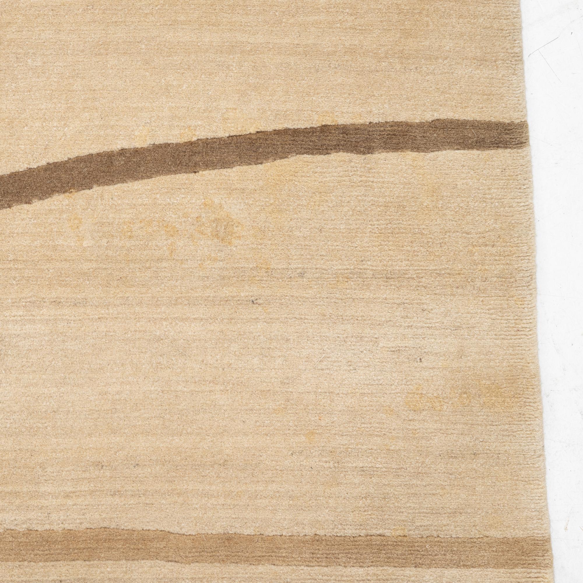 Carpet, The Rug Company, approx. 474 x 415 cm.