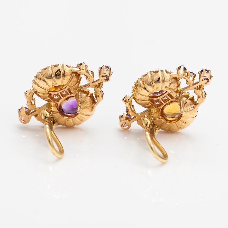 18K gold earring "Sophia Albertina" with amethysts, cordierites, citrines and diamonds ca. 1.05 ct in total.