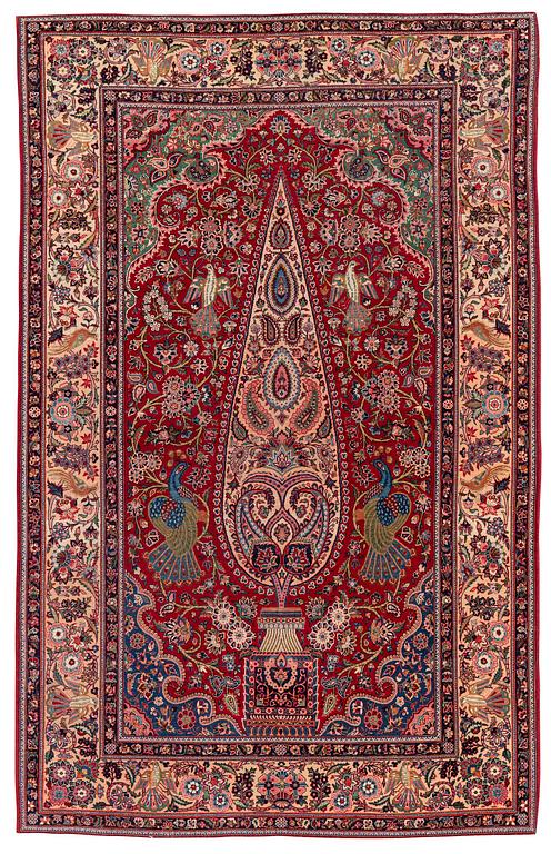 A semi-antique Keshan rug, c. 216 x 137 cm.