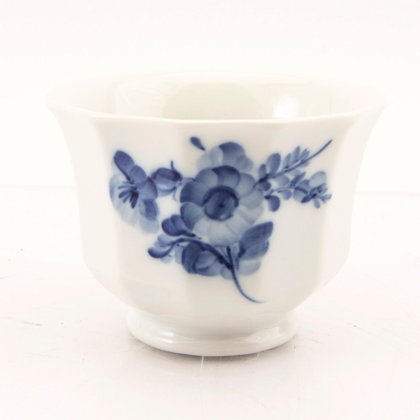 Kaffeservis 33 dlr "Blå Blomst" Royal Copenhagen Danmark porslin 1961-1983.