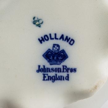 Service 46 pcs "Holland" Johnson Bros England circa 1900 stoneware.