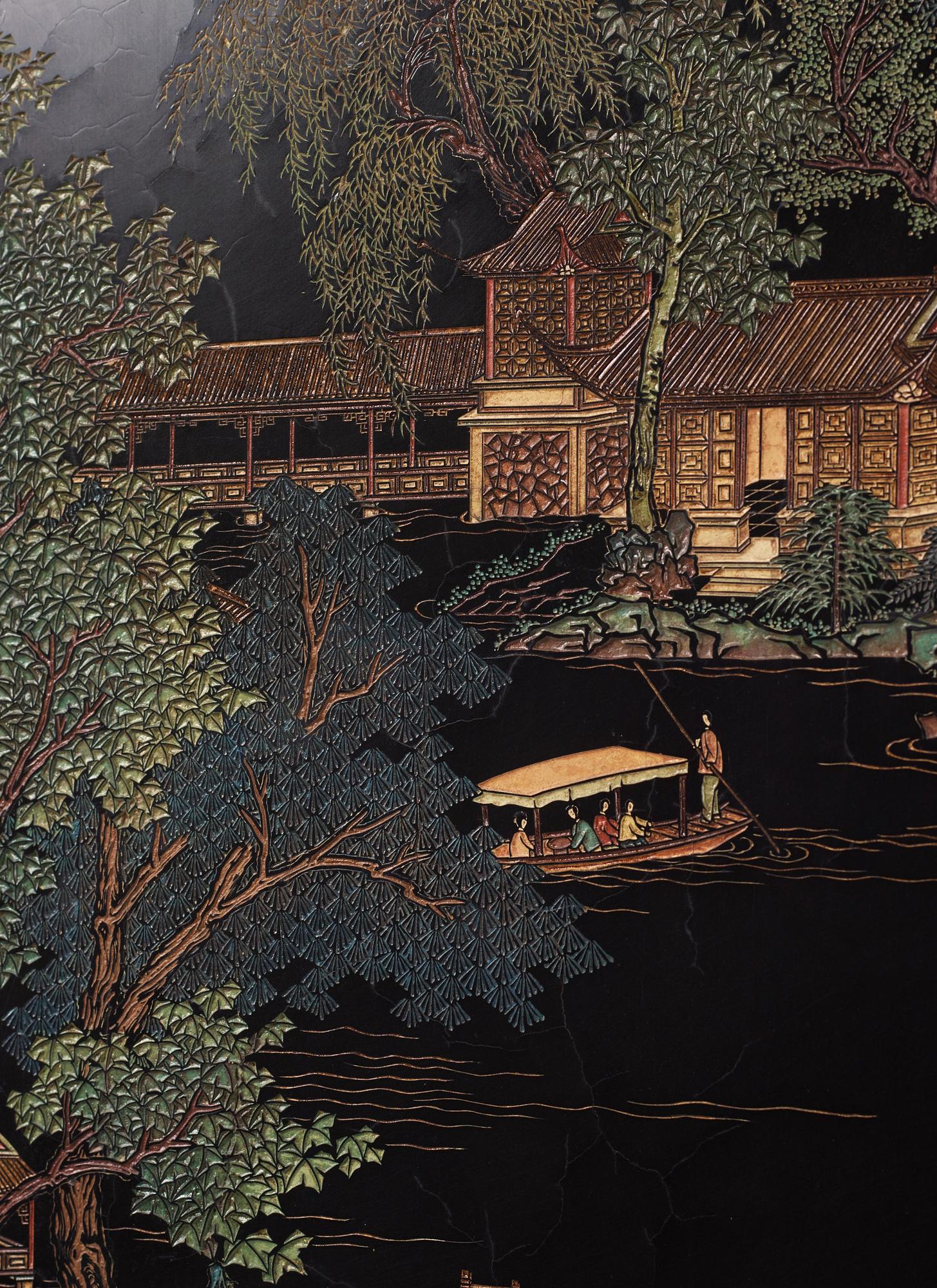 Paneler, fyra stycken, lack och trä. Kina, 1900-talets första del.