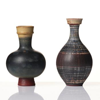 Wilhelm Kåge, a set of two Farsta stoneware vases and a bowl, Gustavsberg Studio 1950s.