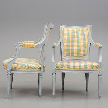 KARMSTOLAR, 1 par, gustaviansk stil, 1900-talets första hälft.