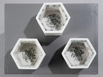 Rut Bryk, HEXAGON-TIILET, 3 KPL.