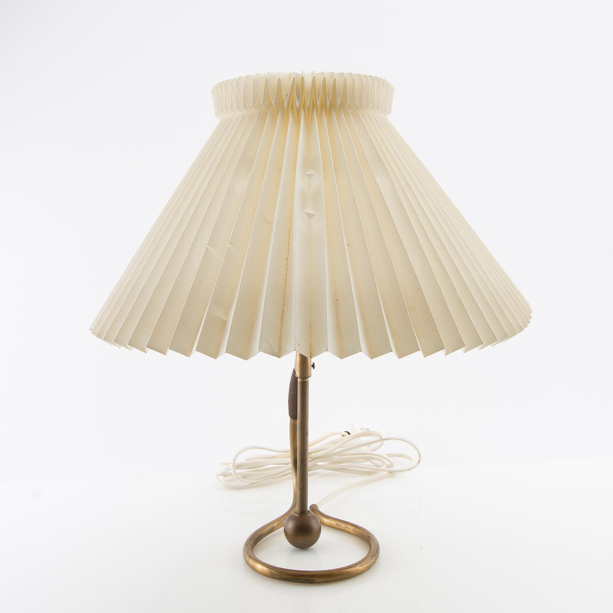 Kaare Klint, Bords/Vägglampa modellnr 306 Le Klint Danmark 1900-talets mitt.
