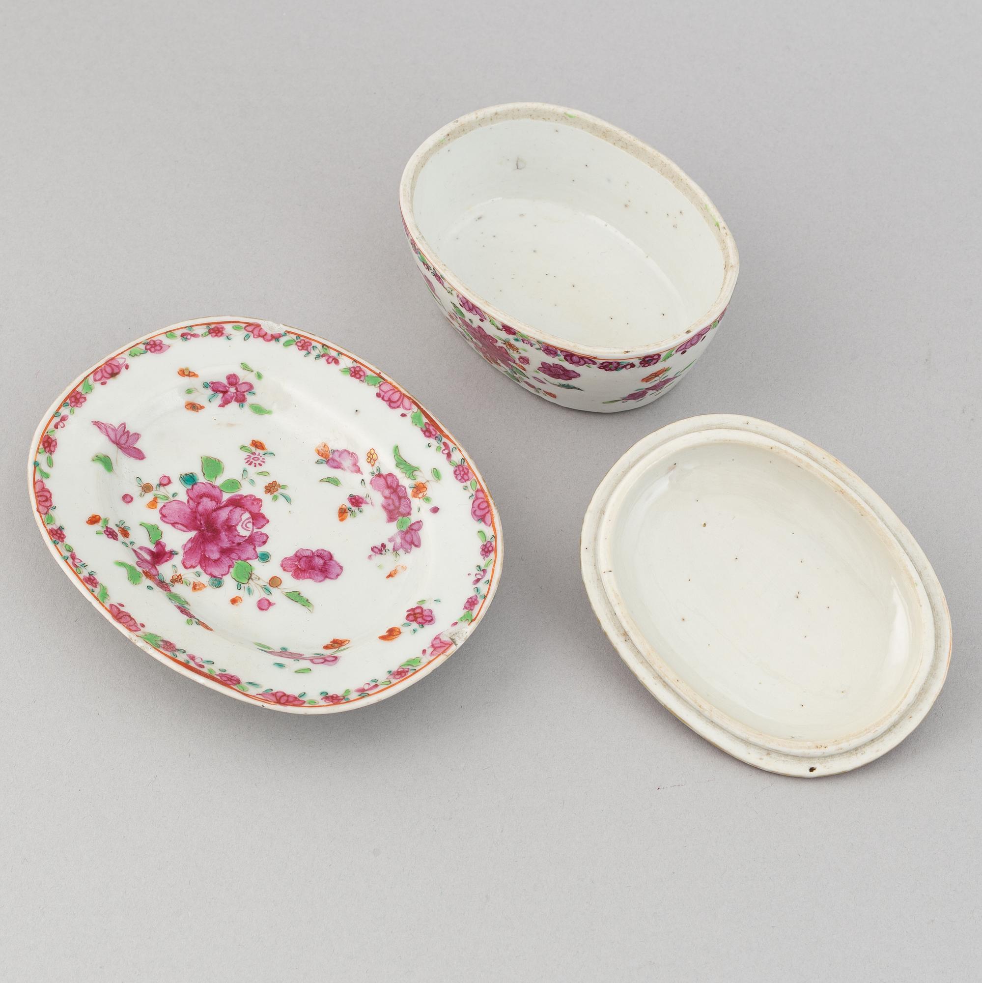 A pair of famille rose export porcelain butter tureens with dishes and covers, Qing dynasty, Qianlong (1736-95).