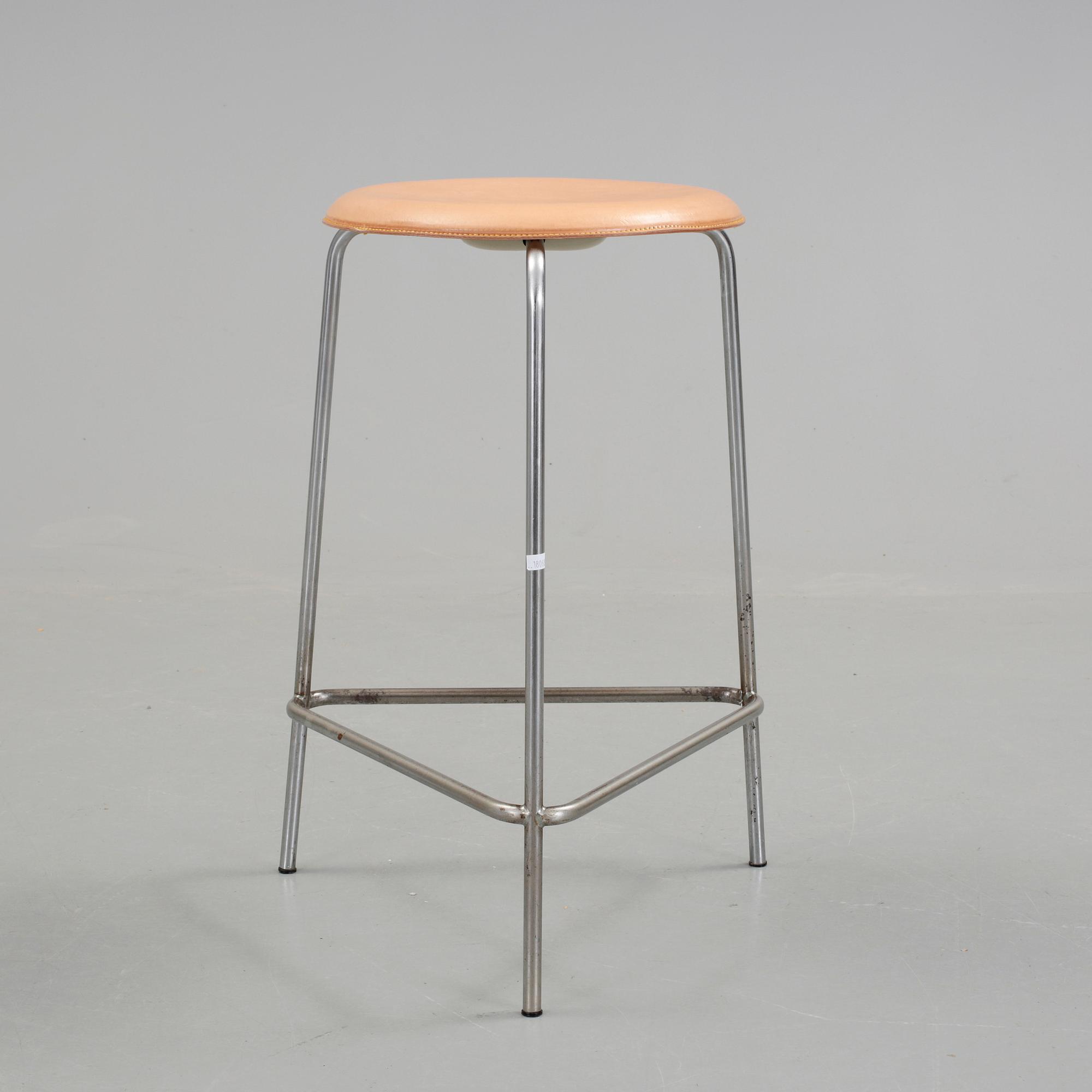 PALL, Arne Jacobsen, Fritz Hansen.