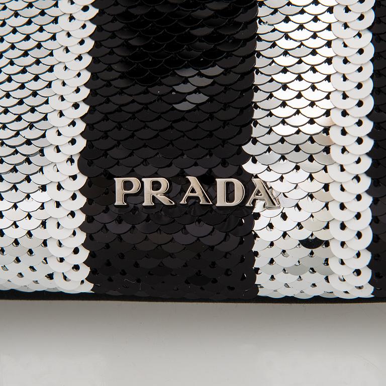 Prada, "Canapa sequins" väska.