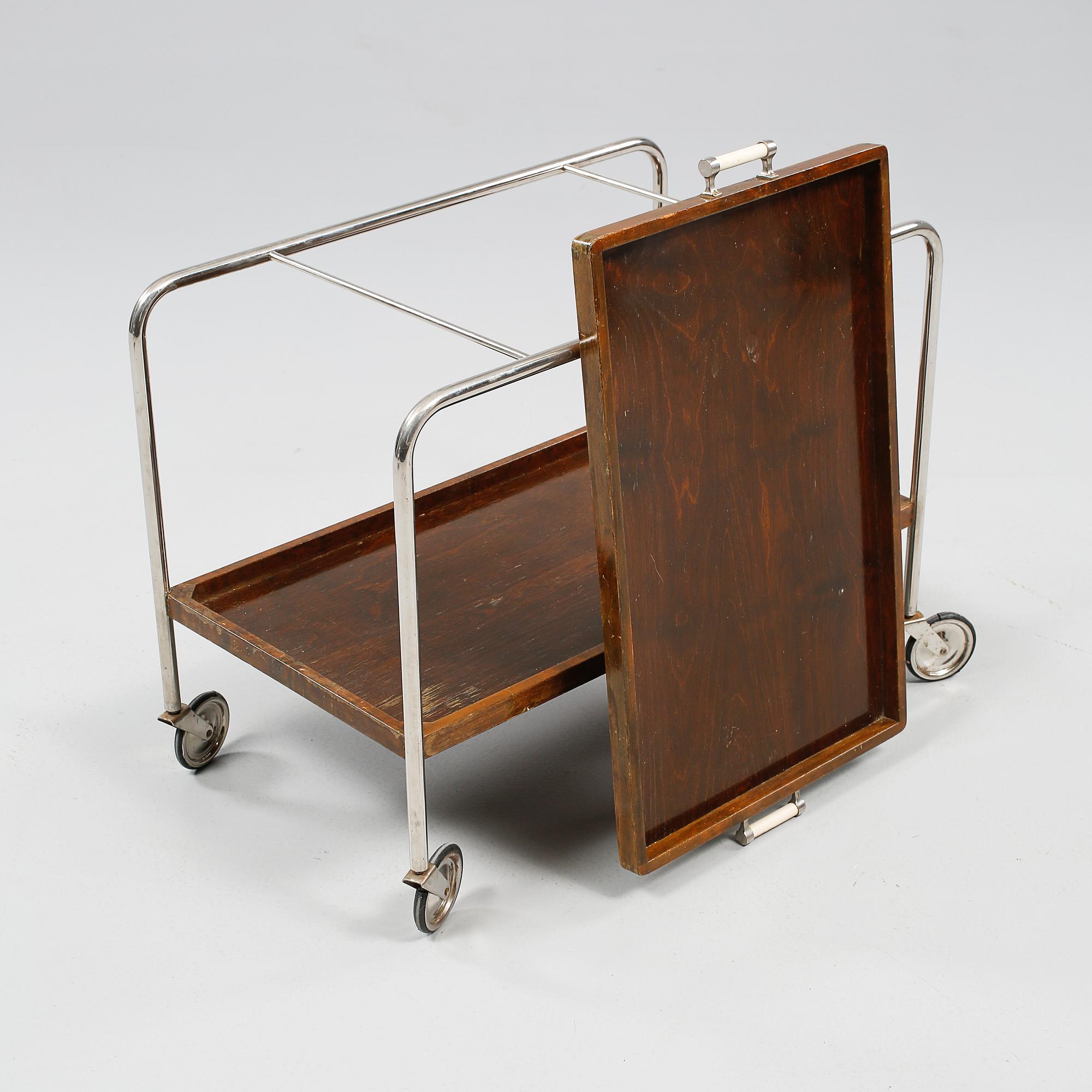 SERVERINGSVAGN, 1900-talets andra kvartal.