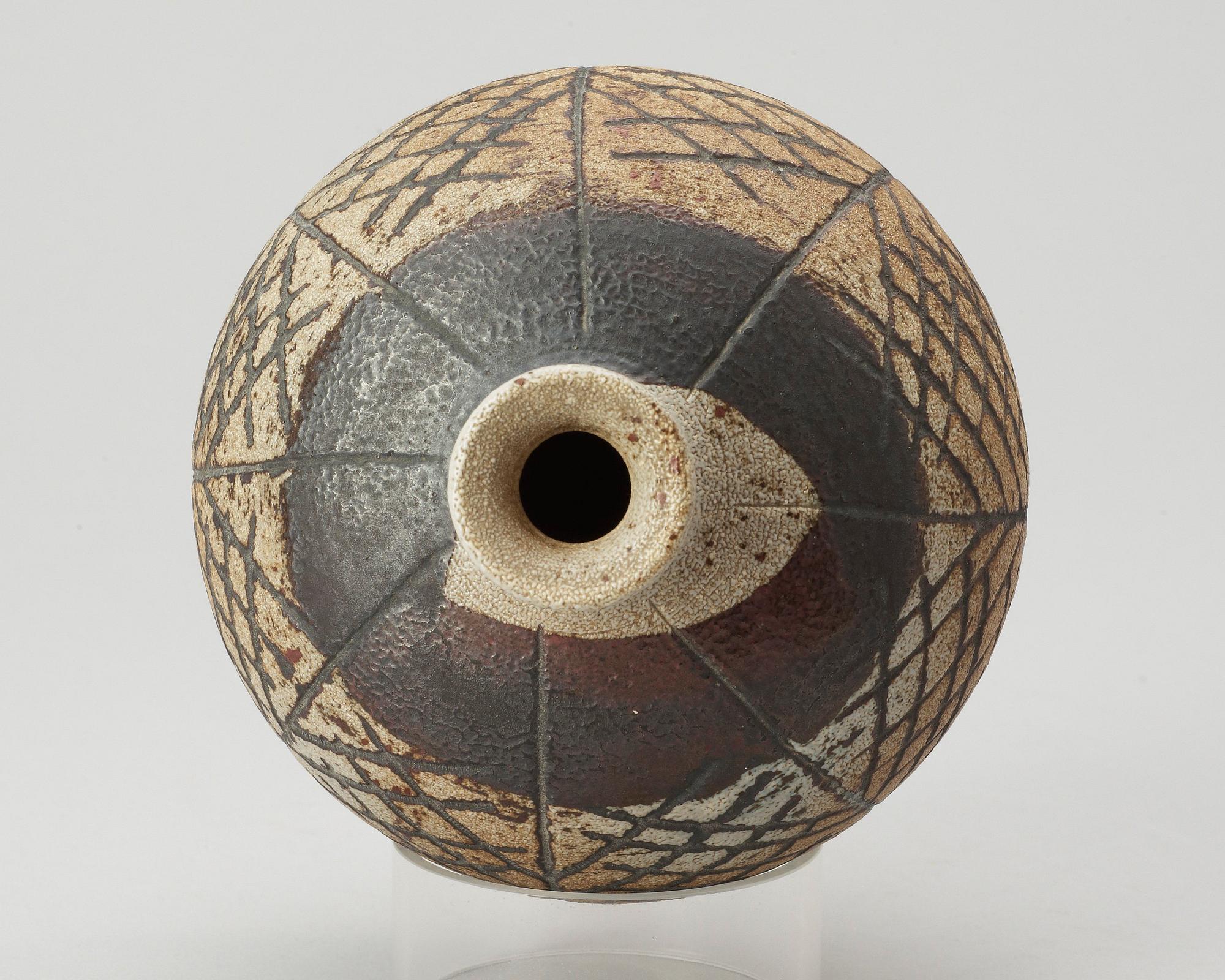 An Anders Bruno Liljefors stoneware vase, Gustavsberg Studio 1952.