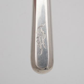 BESTICKSERVIS, 36 delar, silver, Ryssland, 1908-17. Vikt 3019 gram.