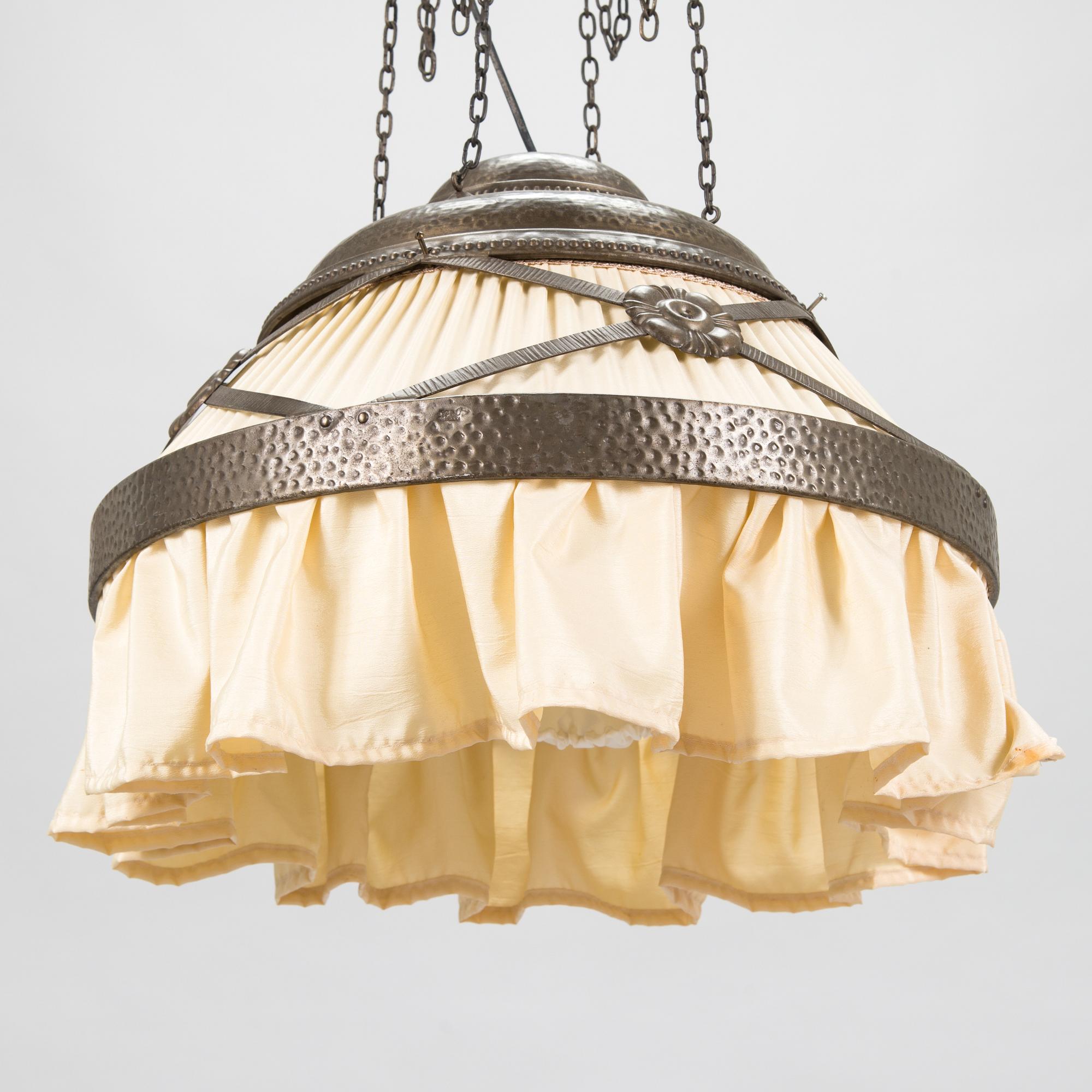 Eino Schroderus, Finnish Art Nouveau ceiling lamp for Taidetakomo Koru, Helsinki, early 20th century. Tot height 160 cm.