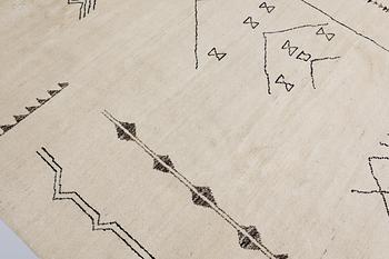 Matta, Marocko, ca 293 x 250 cm.