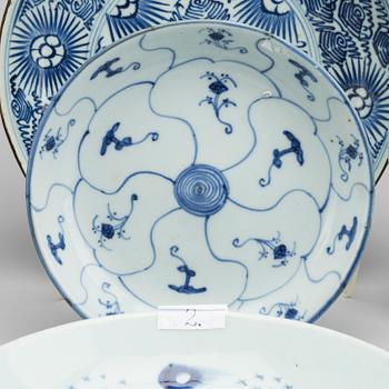 A COLLECTION OF 5 PCS CHINESE PORCELAIN 19TH- 20TH CENTURY.