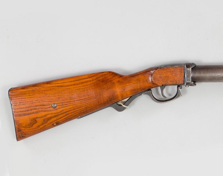 An Oscar Will "Bugelspanner" air rifle, ca 1915.