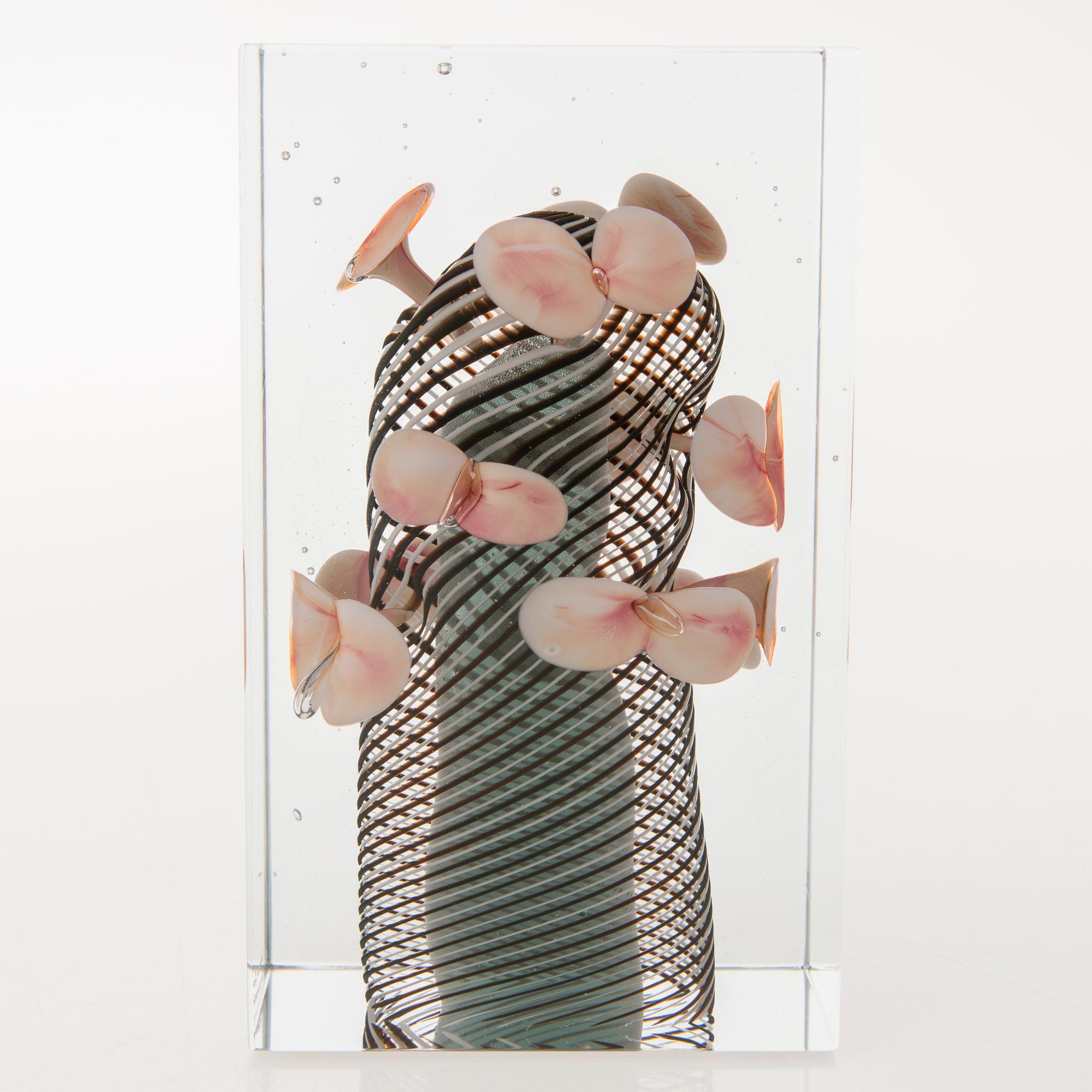 OIVA TOIKKA, JUBILEE CUBE, 'Sakura Hana' signed Oiva Toikka Nuutajärvi Notsjö 2008 numbered 32/200.