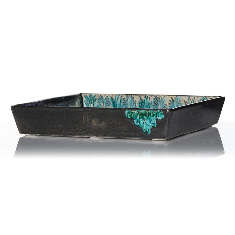 Birger Kaipiainen, a stoneware dish, Rörstrand, Sweden, 1950s.