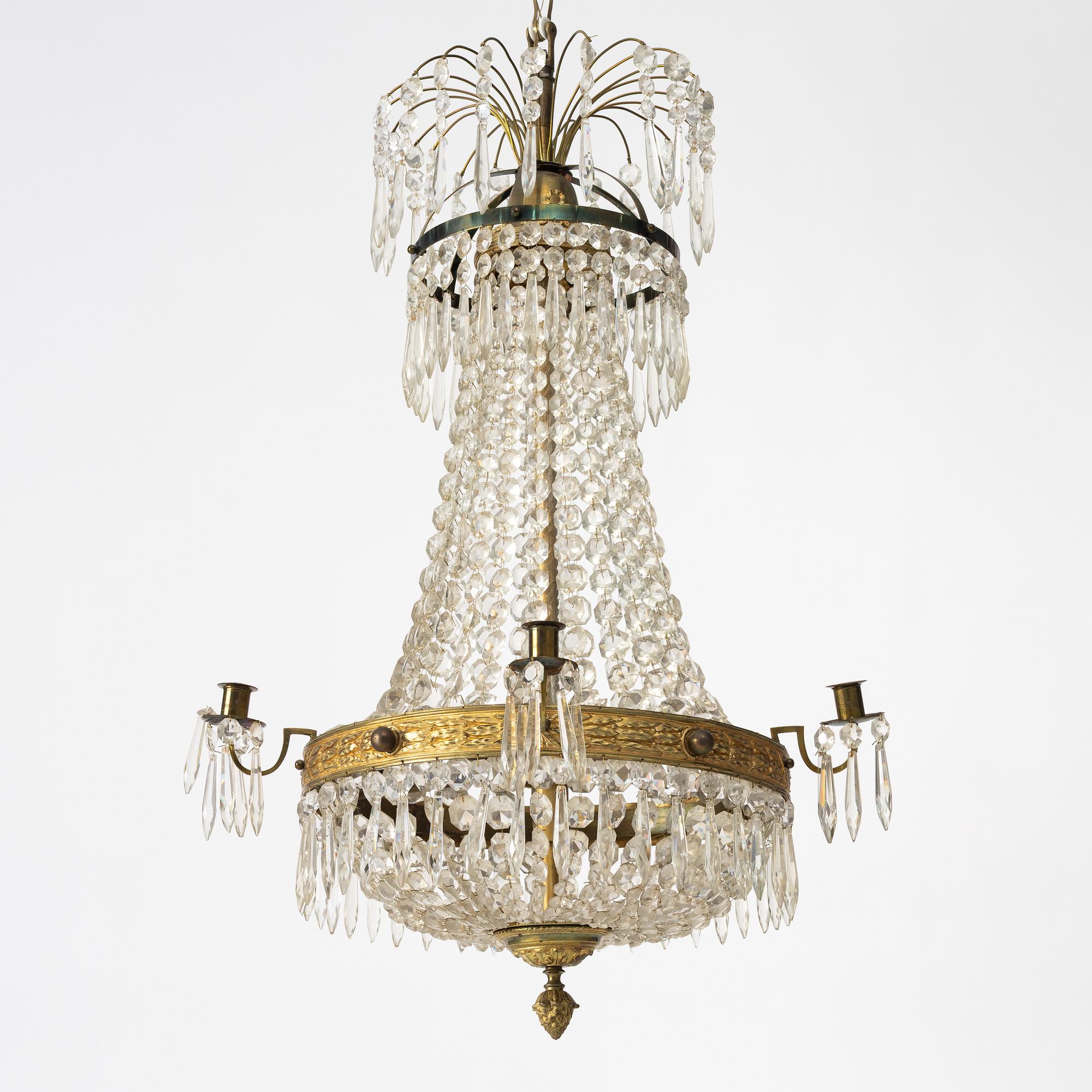 Ljuskrona, gustaviansk stil,  1900-tal.