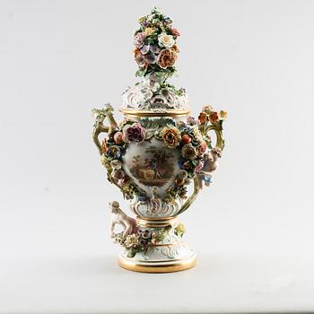 LOCKURNA, porslin, Meissen, 1800-/1900-tal.