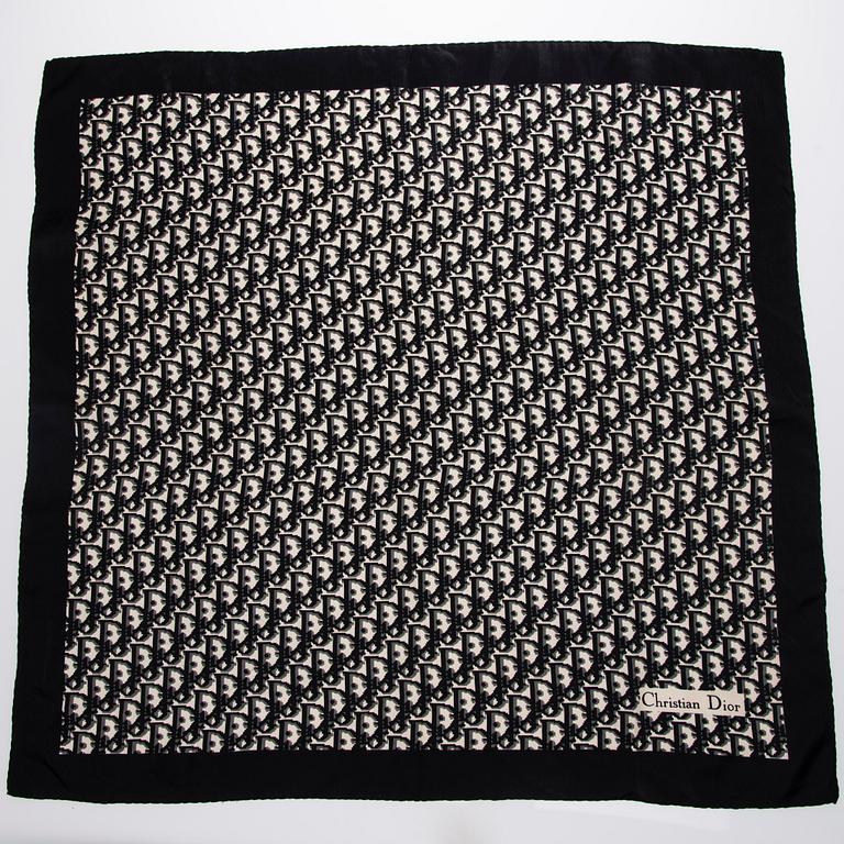SCARF, Christian Dior.