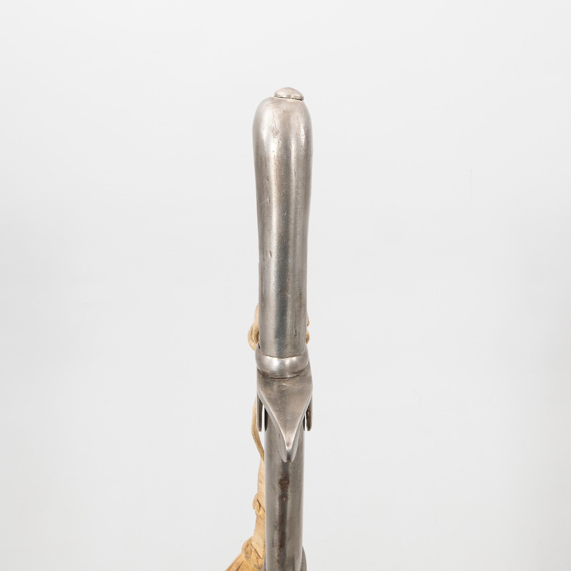 Sabel, svensk, m/1831 för artillerimanskap, med balja.