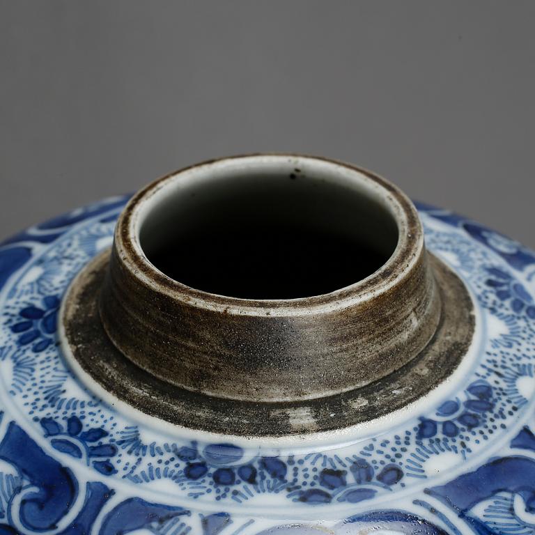 VAS, porslin. Kina, Kangxi (1662-1722).