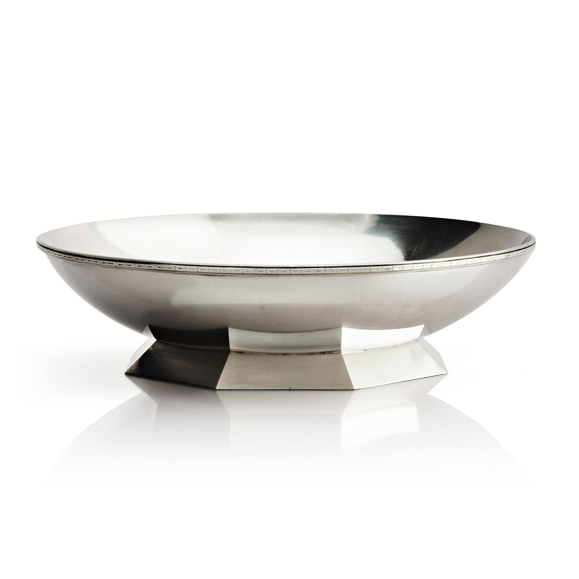 Wiwen Nilsson, skål, sterling silver, "Kungaskålen", Lund 1934.