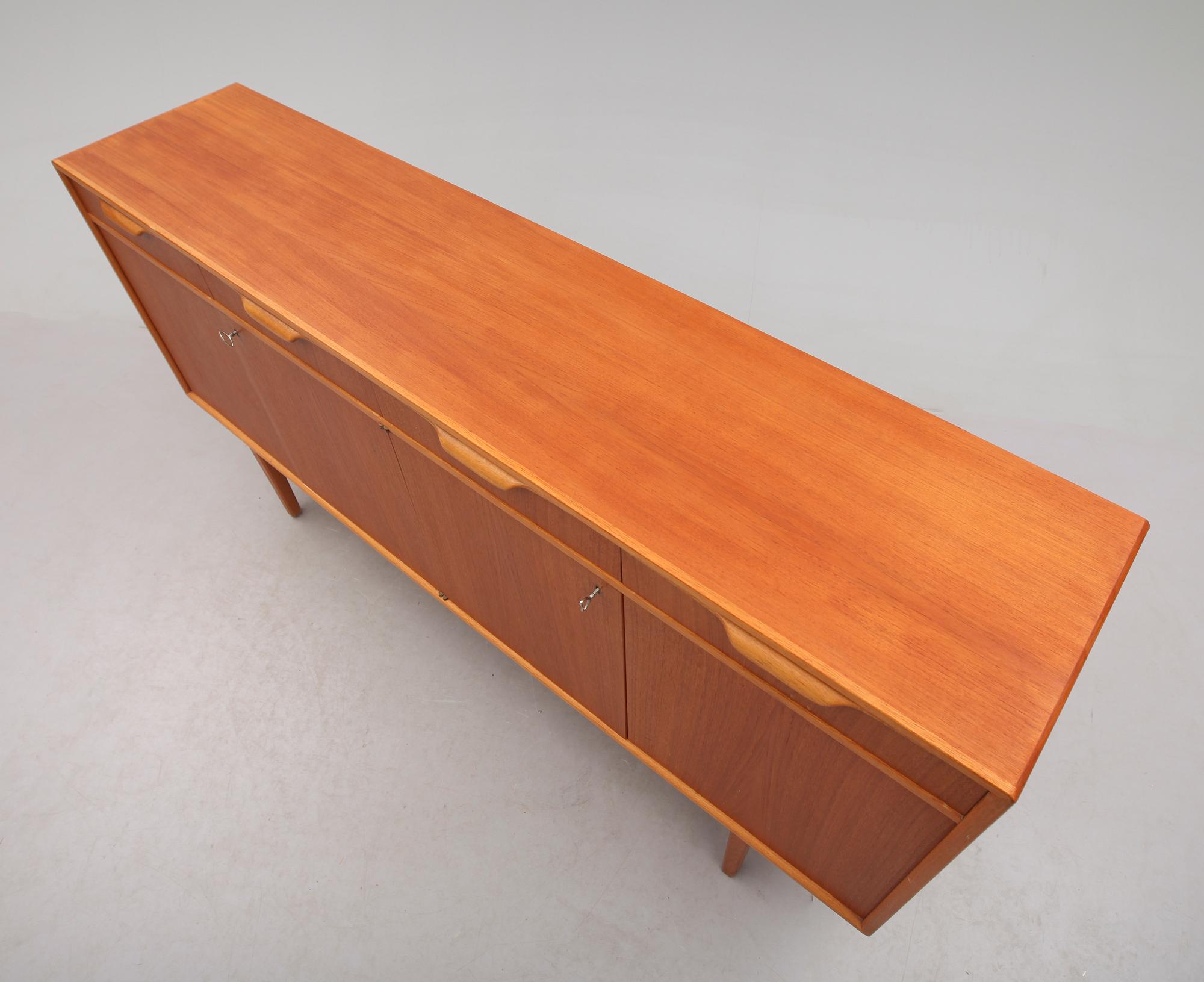 SIDEBOARD, 1900-talets andra hälft.
