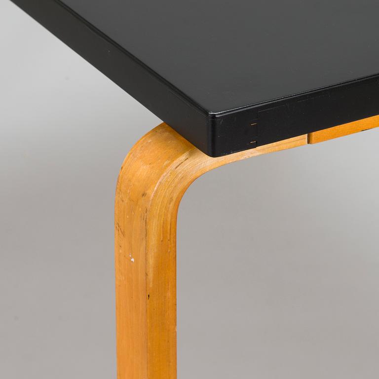 Alvar Aalto, turn of 1950/1960s dining table, model 82 for  O.Y. Huonekalu- ja Rakennustyötehdas A.B.