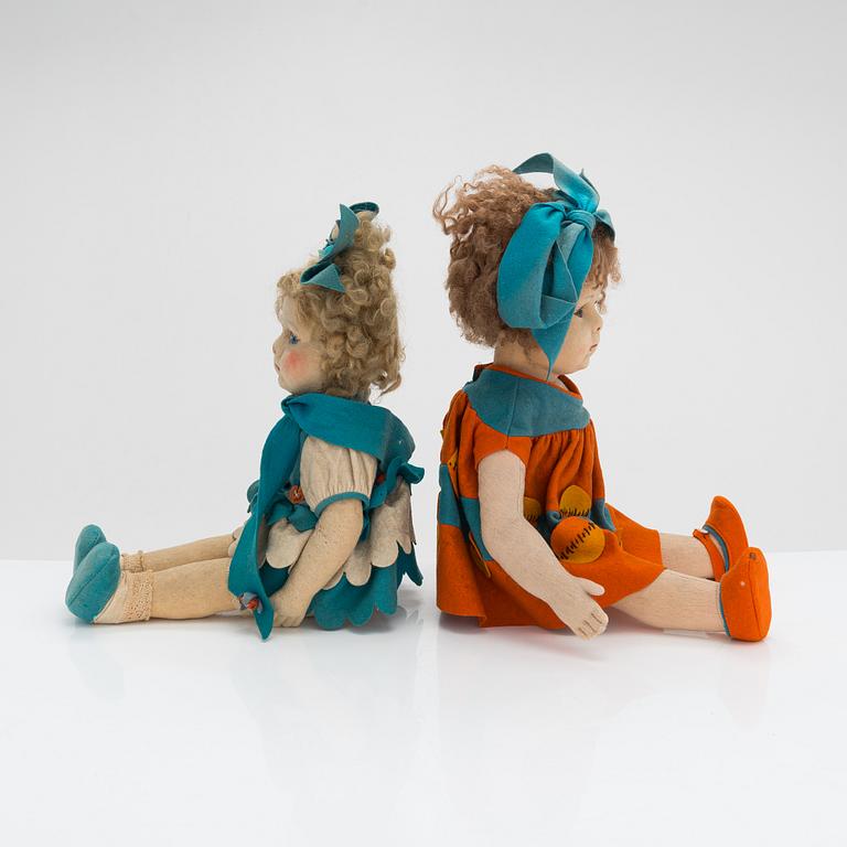 Four Italian 1920s Lenci dolls.
